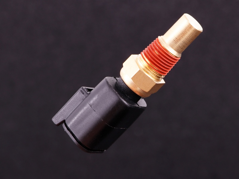 Temperature sensor 1/8 NPT CLT (water / oil) 