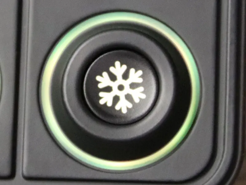 [MAXXECU-2067] MaxxECU AC activation, icon CAN keypad